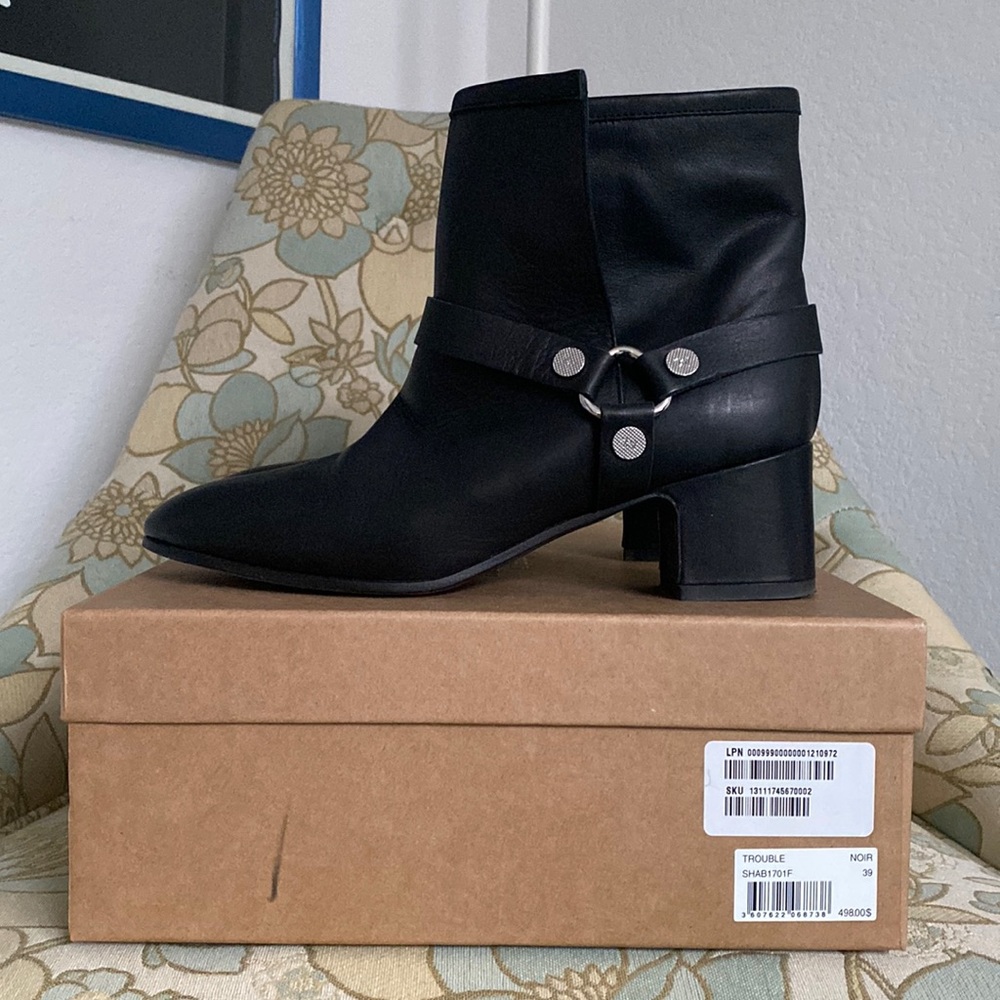 Zadig & Voltaire Trouble EUC black all leather bootie Sz 39